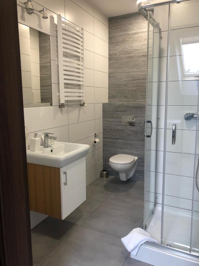 Sosnowy Dworek Apartamento Borków Exterior foto
